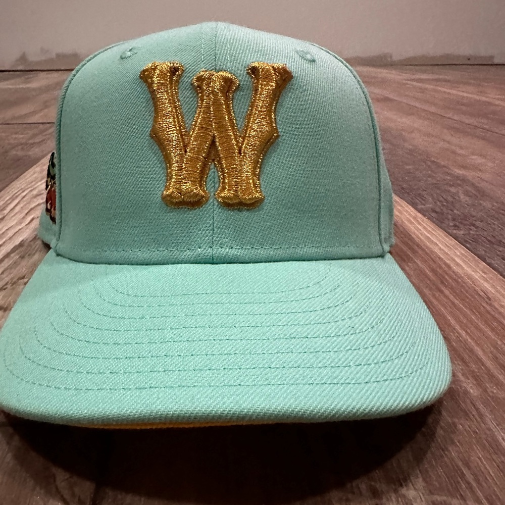 WORCESTER RED SOX  WIND WAKER INSPIRED NEW ERA My Fitteds 71/8